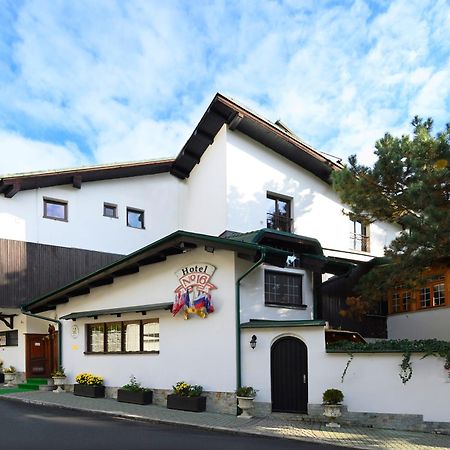 Panoramic Castle Suite With Free Private Parking Bratislava Extérieur photo